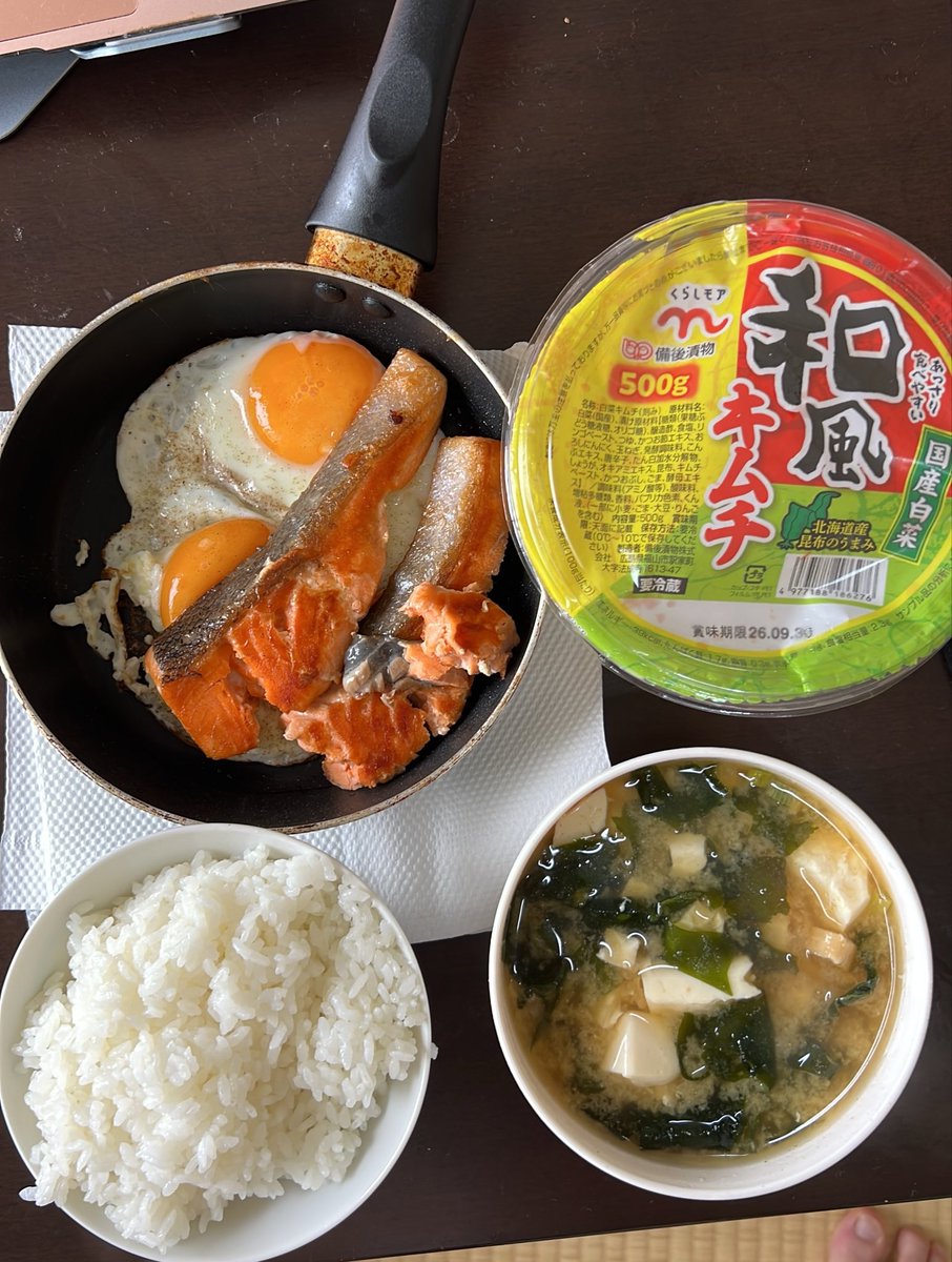 c34066's tweet photo. アラフィフオジの男の昼飯！ https://t.co/VkicJDewDM