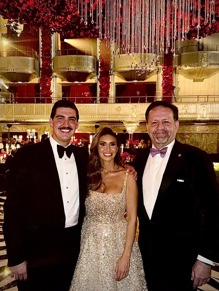 SebGorka's tweet photo. So very happy for my dear friend and former @WhiteHouse colleague @AlinaHabba. 

Tonight she plighted her troth to  Turhan Mildon at a ceremony and celebration befitting her class and elegance as a patriot extraordinaire. 

May God Bless You and Yours! 
God is Good!! 
🙏🏻🙏🏻🙏🏻 https://t.co/A3ABujdogN