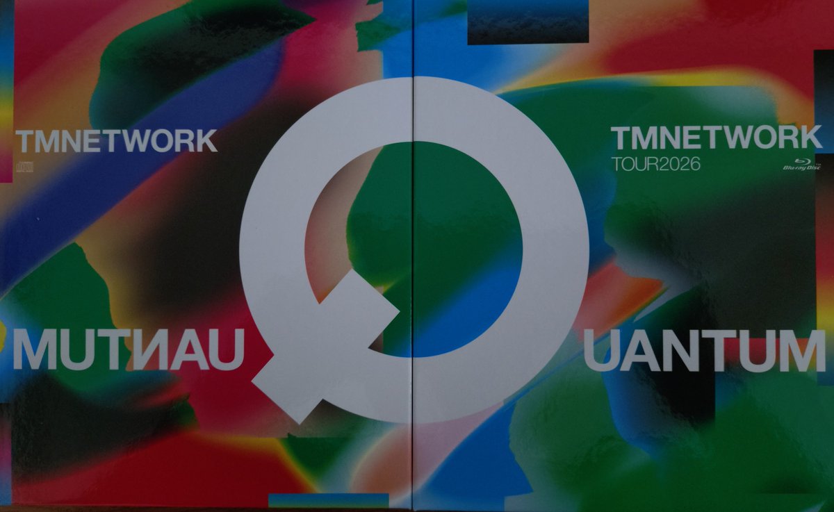 Msk1981_105's tweet photo. やっと揃いました。

裏は背中の分だけずれているので難しい。

#QUANTUM
#TMNETWORK
#FANKS https://t.co/uuh8zFboS4