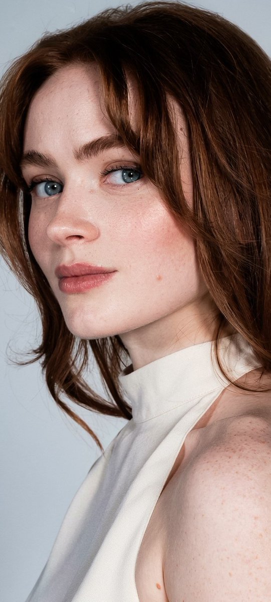 imani099's tweet photo. Sadie Sink in White is Awesome 🥰😍 https://t.co/NgxwQkykER