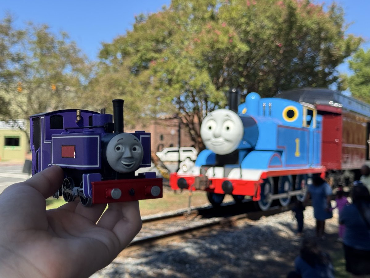 TheIvoHughModel's tweet photo. What an amazing day! Day Out with Thomas was so much fun with my friends. Hopefully with the new reboot these events can keep happening! 🚂🥳 https://t.co/b3xAPHdBm4