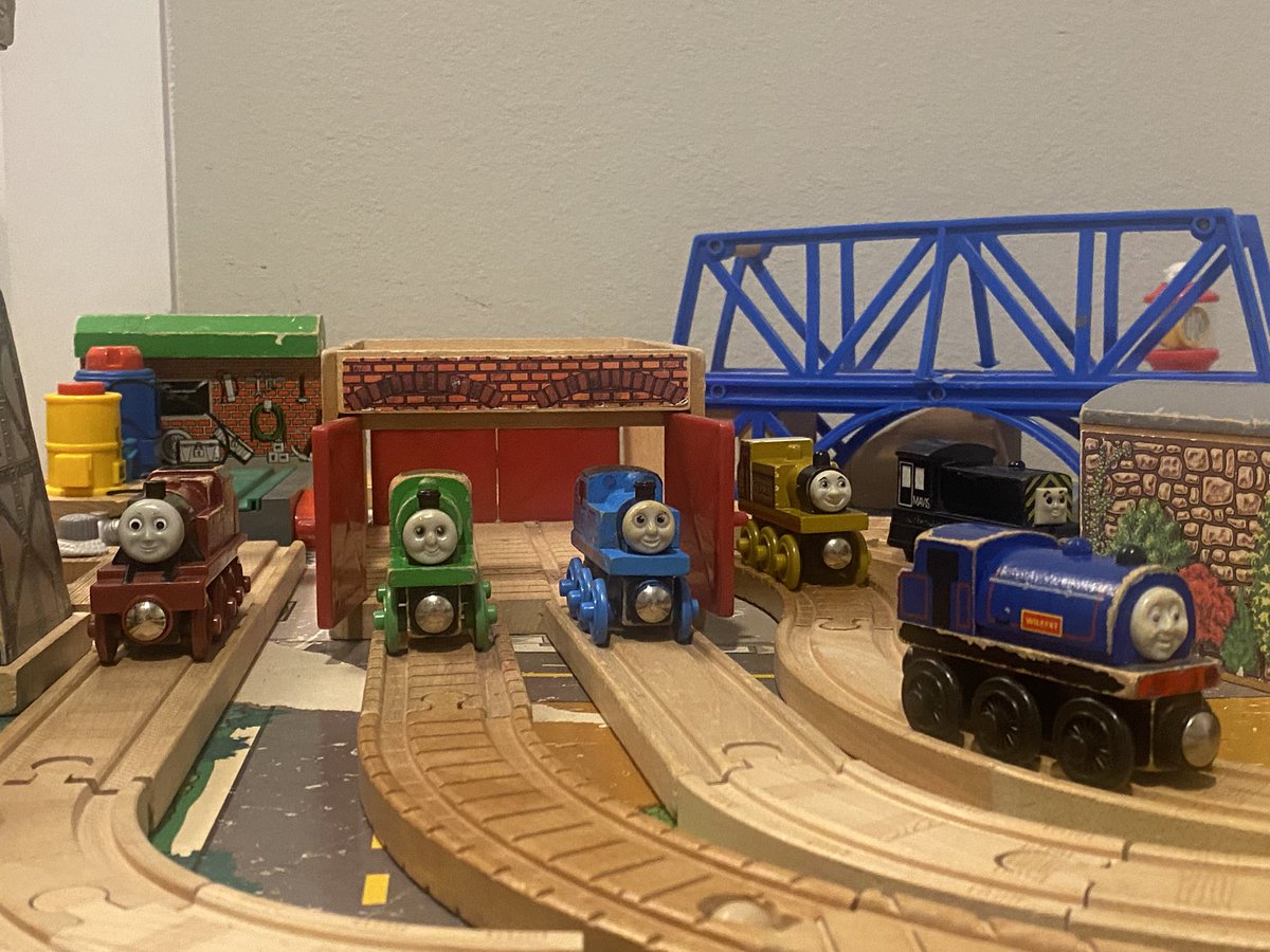 DevinTTTE's tweet photo. TWR 💙 #thomaswoodenrailway #thomasthetankengine #thomasandfriends #thomascollection #thomasfan https://t.co/nwKVE7KyjE