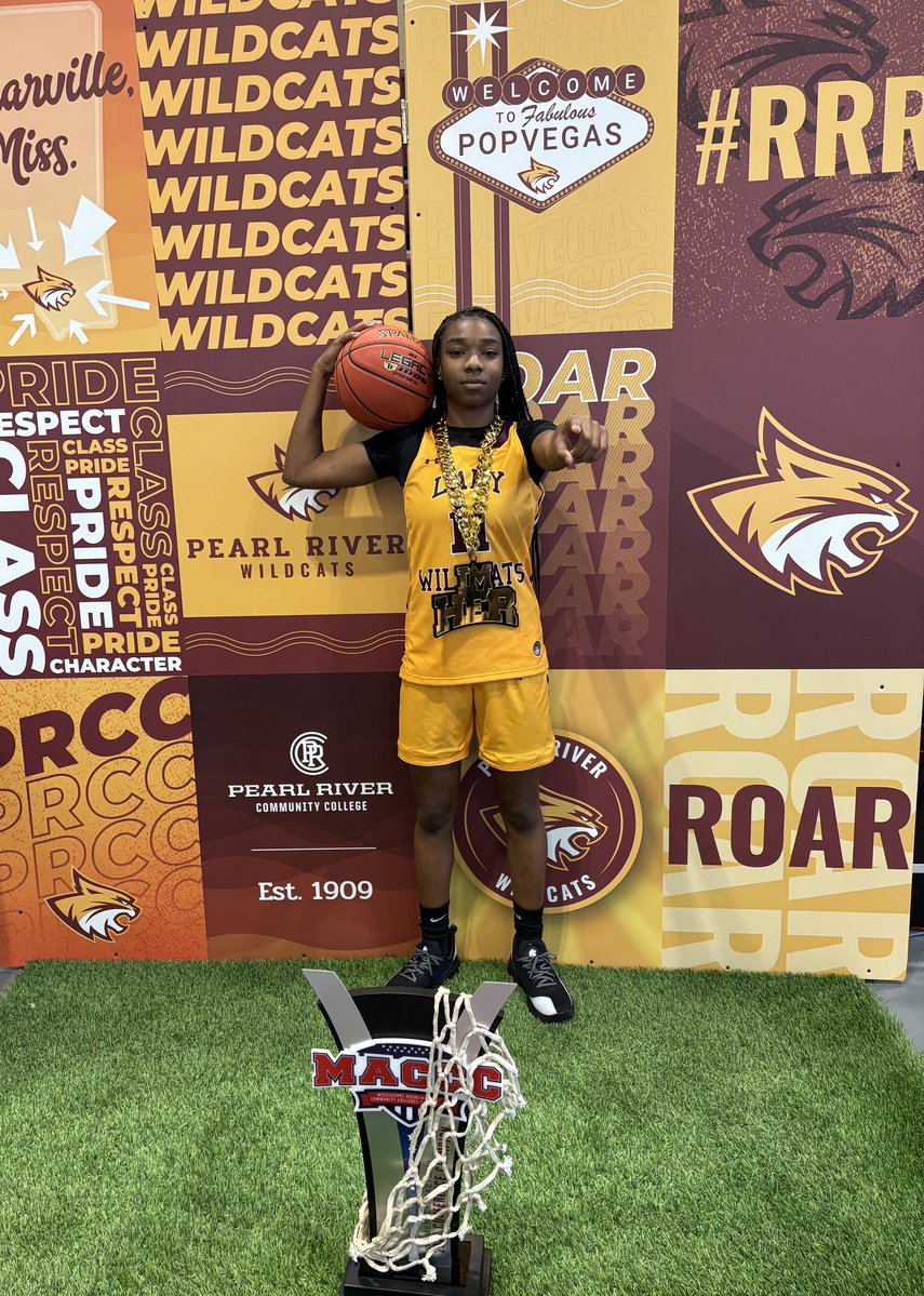 2027Brewster's tweet photo. I Really Enjoyed The Camp/Visit Today!! Thanks To @ShanaeGovan @CoachPippen @PearlRiverWBB!! Amazing Group Of People!! 

@IconDoug @bekahmc00 @NLRladybball https://t.co/PH8yhRWGFC