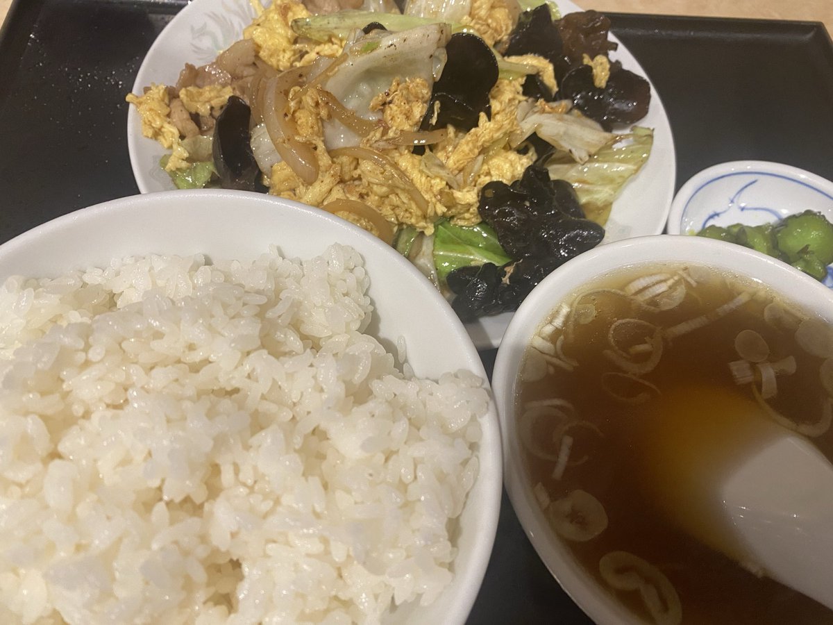 kunny_train_sin's tweet photo. 新宿  石の家
■ムースーローご飯（塩味が最高なムースーロー） https://t.co/6aeedXUXqo