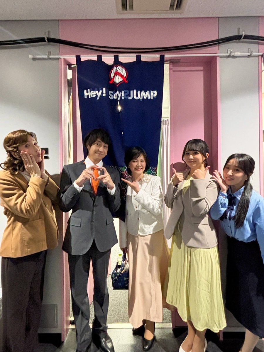 _HikaruYaotome_'s tweet photo. 高校先生チームでパシャリ！
東京ラスト公演！
楽しみましょう！！

#スクラップアンドコーラス https://t.co/FOPjmitK66