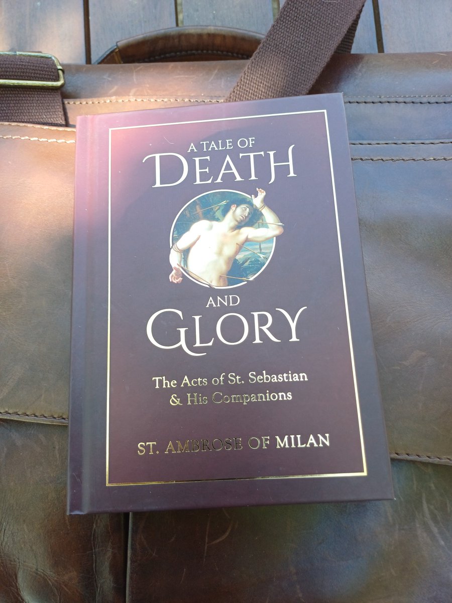 catholicmouse's tweet photo. I bought this after Sunday Latin Mass at the Holy Name book stall. https://t.co/KcjoleDAI1