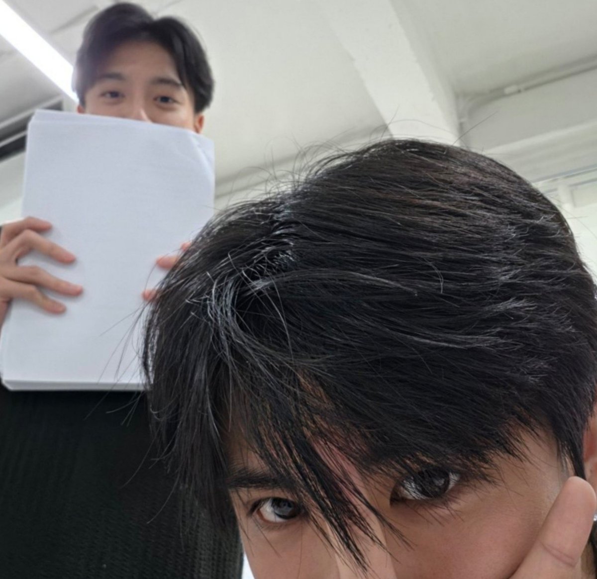peipei_935's tweet photo. พี่เซฟคือ No. 1 แห่งการอวดน้องฟรังมากกกก ฮีชอบอวดน้องจริง ๆ แล้วถ่ายน้องออกมาน่ารักทุกรูปด้วยนะนั่น ทรงนี้รูปบี๋เต็มเครื่องแน่นอน ฮีถ่ายทุกโมเม้นกับน้องจริง ๆ เก่งอะะ

อินโทรเวิร์ตเขาจีบกันแบบนี้สินะ ขอบคุณพี่เซฟที่แนะนำนะคะ 🤓🙏 

#savefranc #savesaisawat #francnrp https://t.co/befADOUfsi