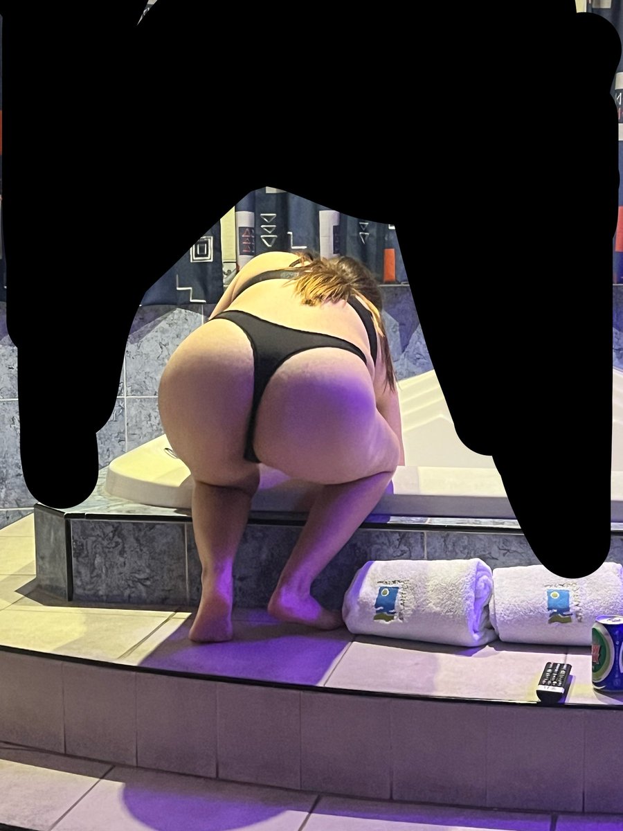 feryalfredmx's tweet photo. Alguien gusta?? 🥺🥺💕 

Manden mensaje 

Sexting $50 💕💕 https://t.co/uQV7h3L7YQ