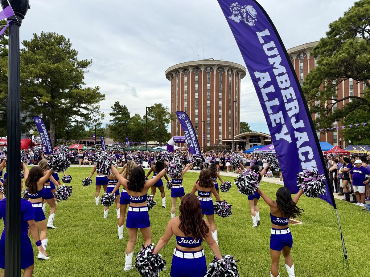 SFASU_President's tweet photo. What an incredible Family Weekend!
Congratulations to @CoachCarthel on becoming the winningest head football coach in @SFA_Football history.
Thank you to everyone who made it such a special weekend! #AxeEm https://t.co/rTAQQCutfc