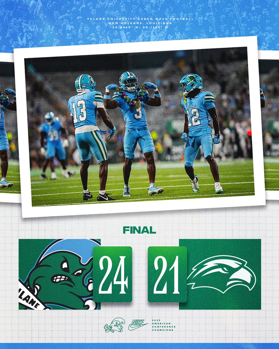 GreenWaveFB's tweet photo. We win the Battle for the Bell 🔔

#RollWave 🌊 https://t.co/7iGsblQs52