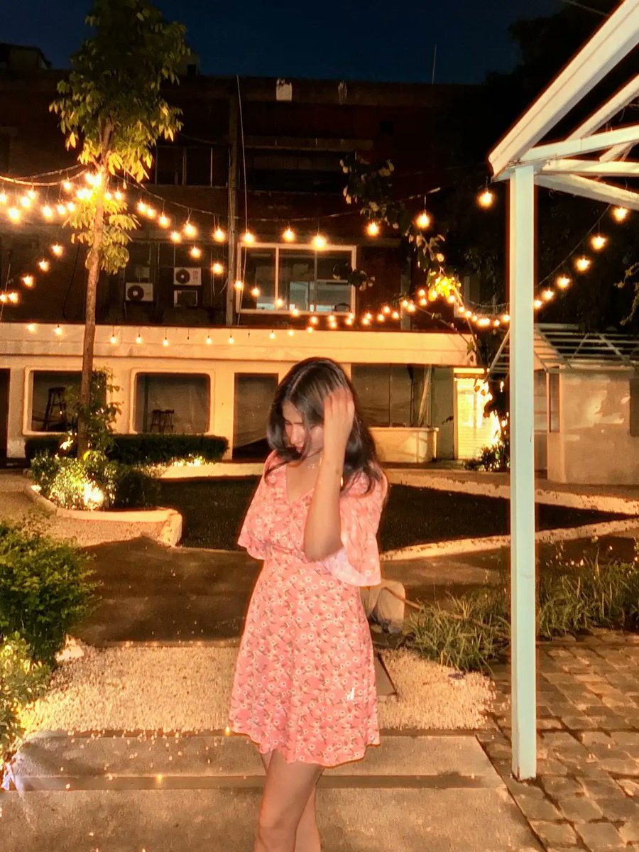 BrunaHillary_s2's tweet photo. Date night or dream night? https://t.co/bt2rY1uD9f