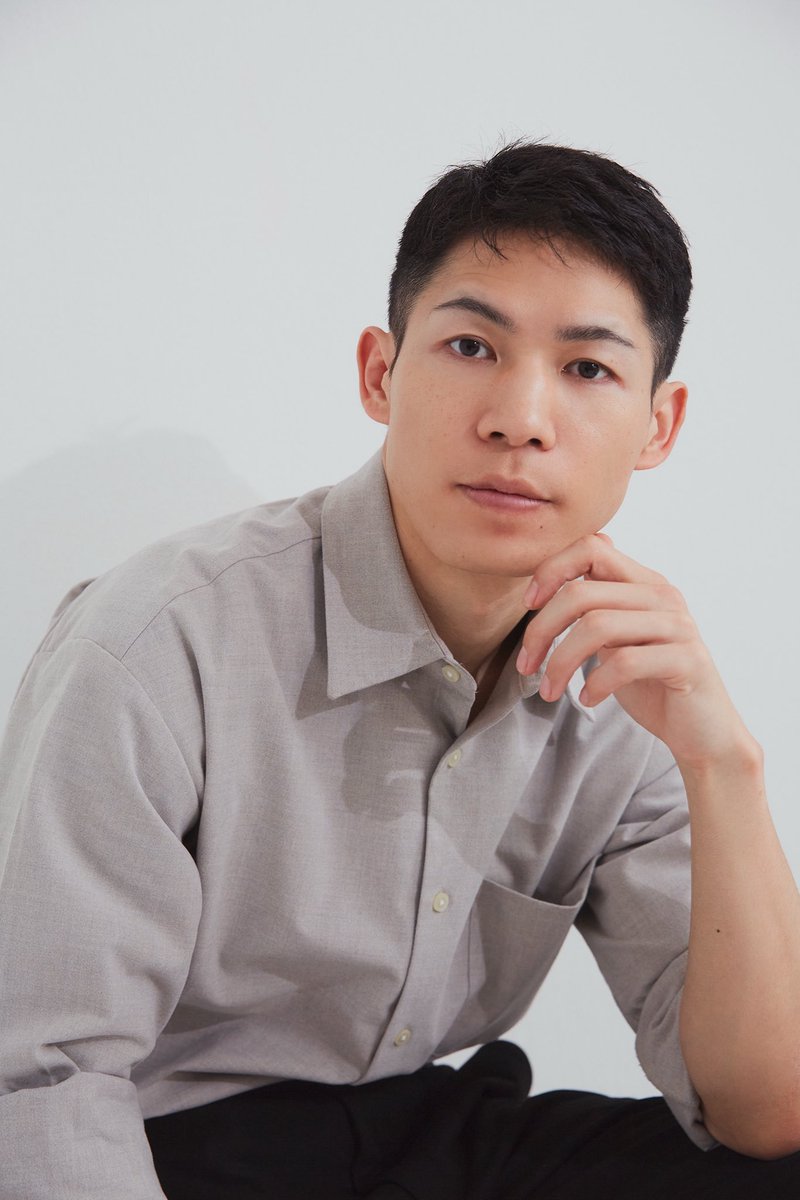 utoutolab's tweet photo. 《キャスト紹介》［1/2］
小幡貴史（おばた たかふみ）

1992年生まれ。群馬県出身。

15歳で海上自衛隊へ入隊。
護衛艦やイージス艦の乗員として海外派遣など多くの任務を経験。退職後は都内のイベント制作会社での勤務を経て、エンタメを創出するプレイヤーになることを決意し俳優へ転身。 https://t.co/H9ISDIUXJ8