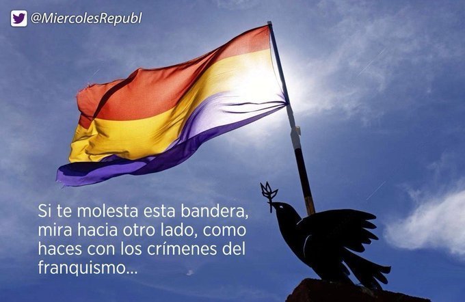 HannyVyk's tweet photo. Si te molesta esta bandera, mira hacia otro lado, como haces con los crímenes del franquismo. ¡Salud y República! ❤️💛💜
#QueSeVayaElBorbón https://t.co/uesLi2g7ev