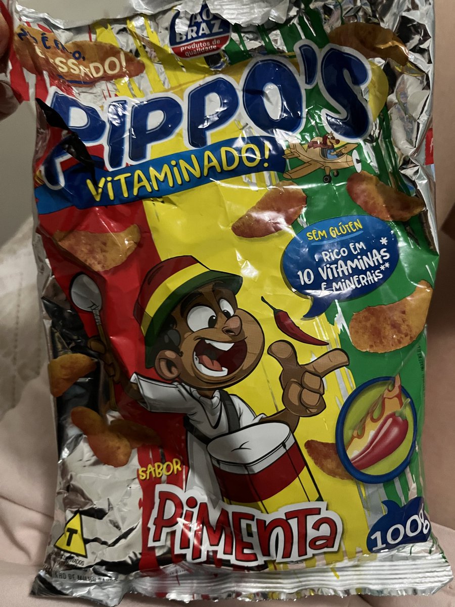vivocca's tweet photo. Eu amo pippos, sou obcecada, mas esse de pimenta é uma das piores coisas q eu já coloquei na boca 
#tristezaprofunda https://t.co/nRBNQsG5dS