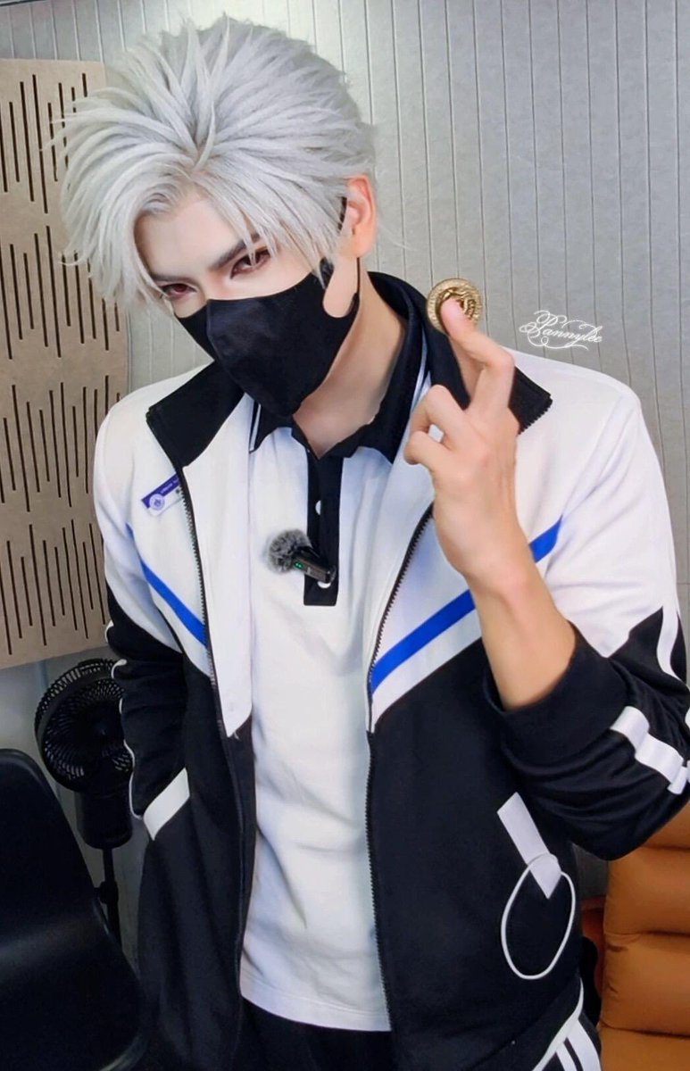 cdlalune's tweet photo. รุ่นพี่ไซลัส หล่อสุดๆ 🐦‍⬛💗 https://t.co/xtTJgfqS0J