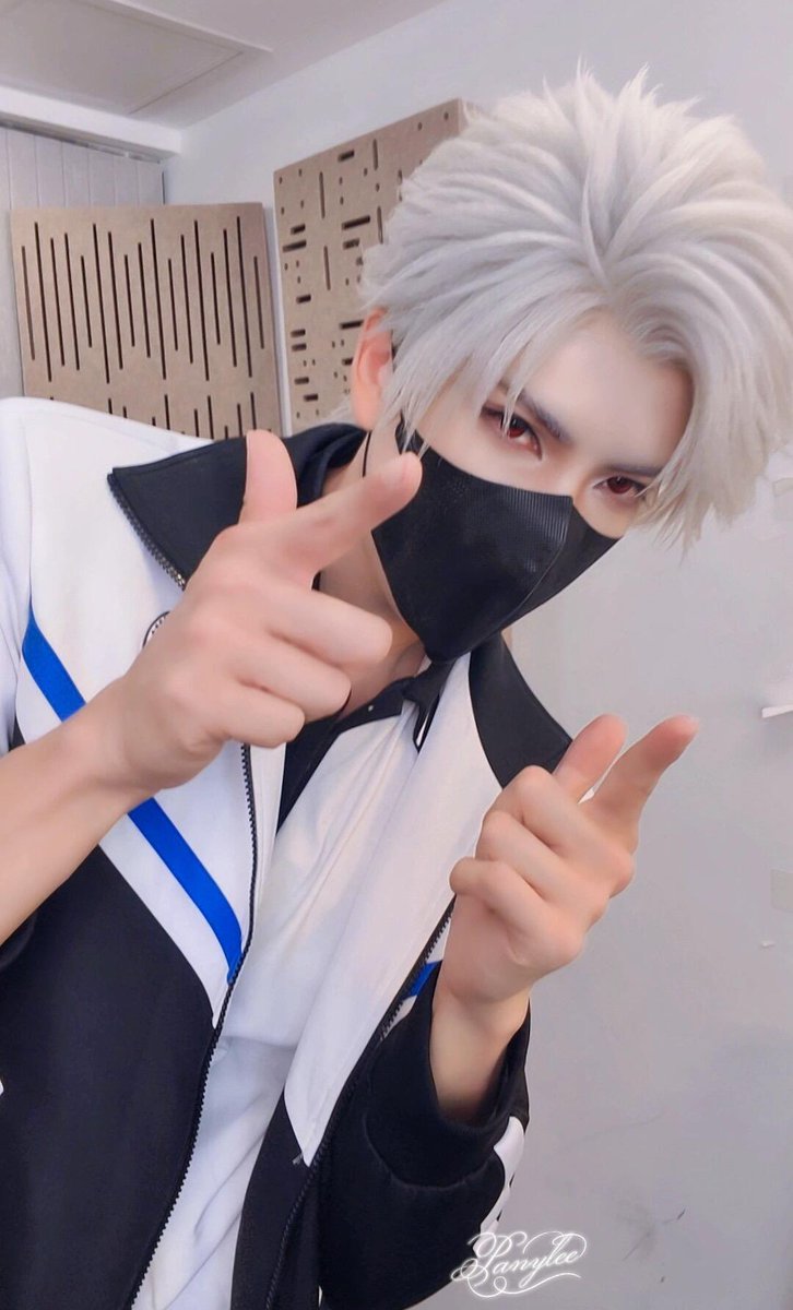cdlalune's tweet photo. รุ่นพี่ไซลัส หล่อสุดๆ 🐦‍⬛💗 https://t.co/xtTJgfqS0J