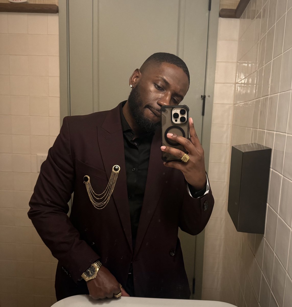 TheLegacyOfJay's tweet photo. The switch up 😏 https://t.co/UzF215u5Qz