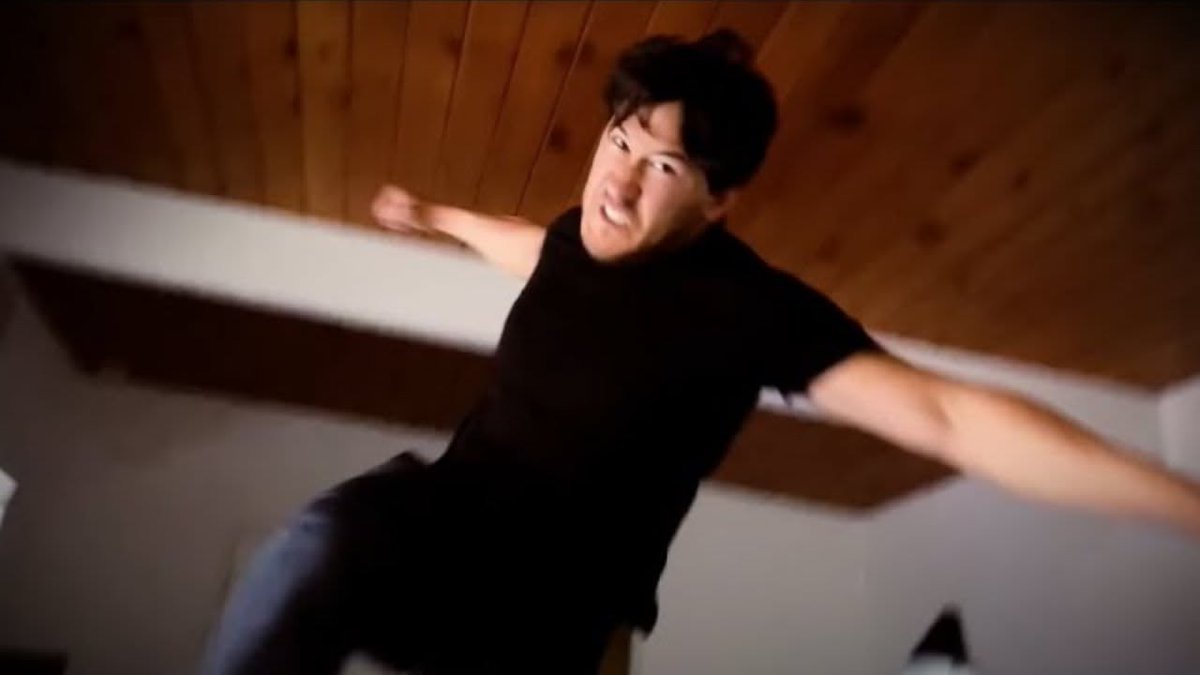 BendyDaDevil's tweet photo. @KedaKiraheii GET OFF!!!
MARKIPLIER!!!
PUNCH!!! https://t.co/b9mjmyGf5E