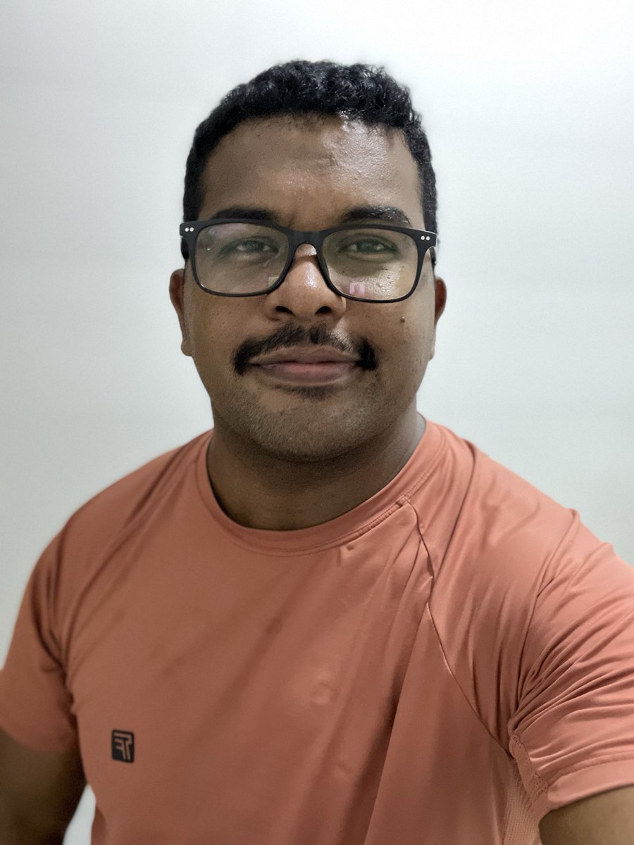 _moreirarafael's tweet photo. O pai aqui já tá com a cola pronta, faz o L https://t.co/m7PVykLKle