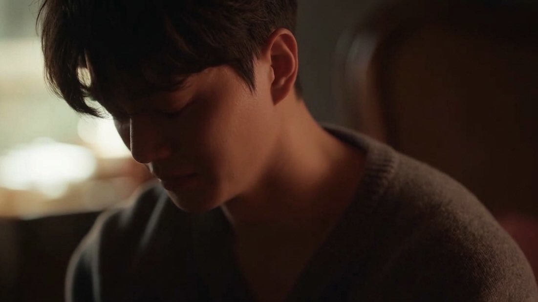 seohae24888's tweet photo. 포핸즈
남주가 또 다른 남주 때문에 계속 우는 미친 정병 이야기 https://t.co/hQeXvlbBJZ