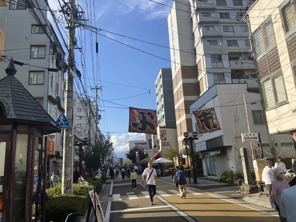 Number8682's tweet photo. 昨日のよ市の成果
相変わらず牡蠣は美味い
そしてディオスオチョさんのタコス美味かった
今度店に行ってみようっと https://t.co/f8BRSQYiqn