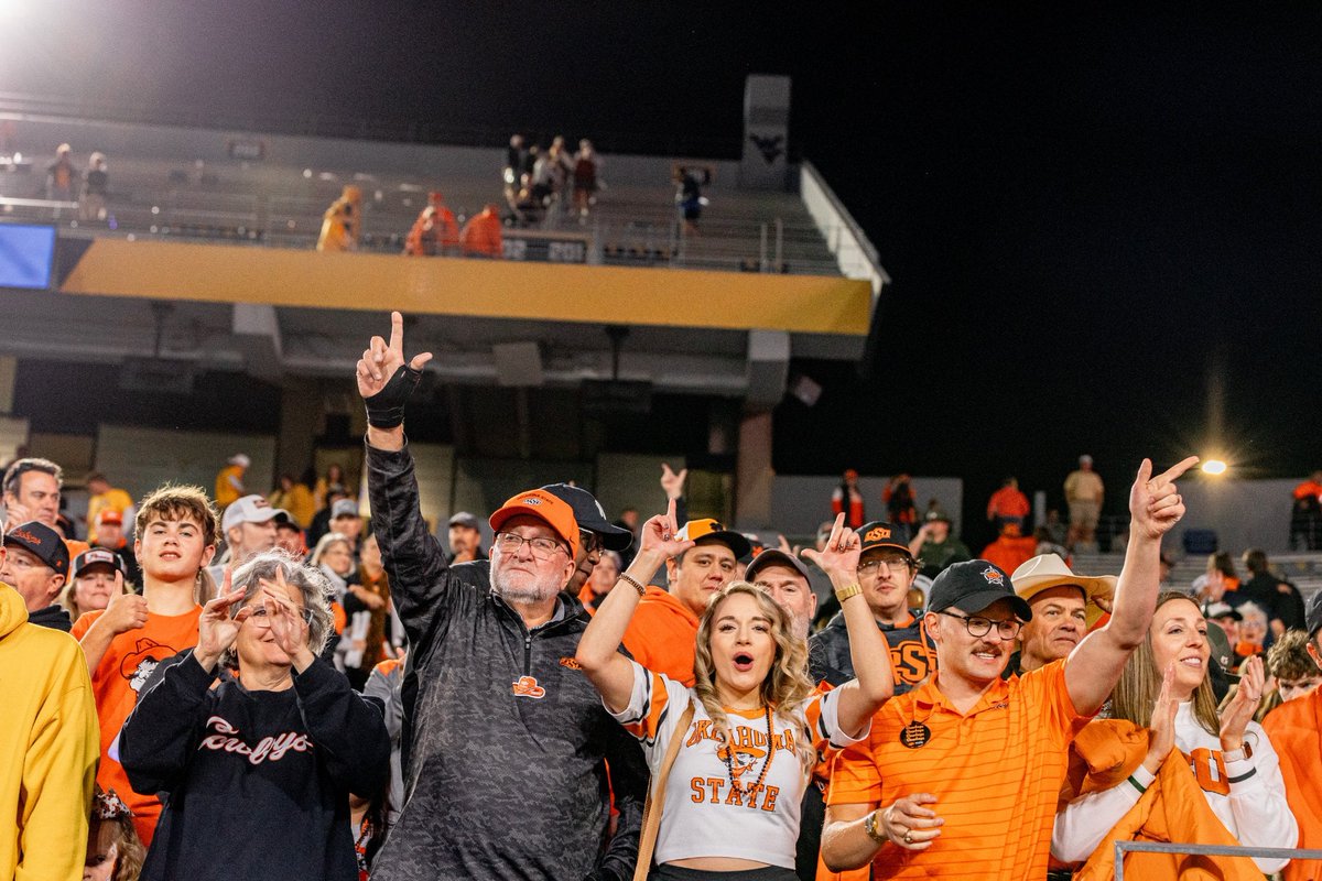 OSUAthletics's tweet photo. We 🧡 the Loyal &amp; True https://t.co/qRgVTjZeBF