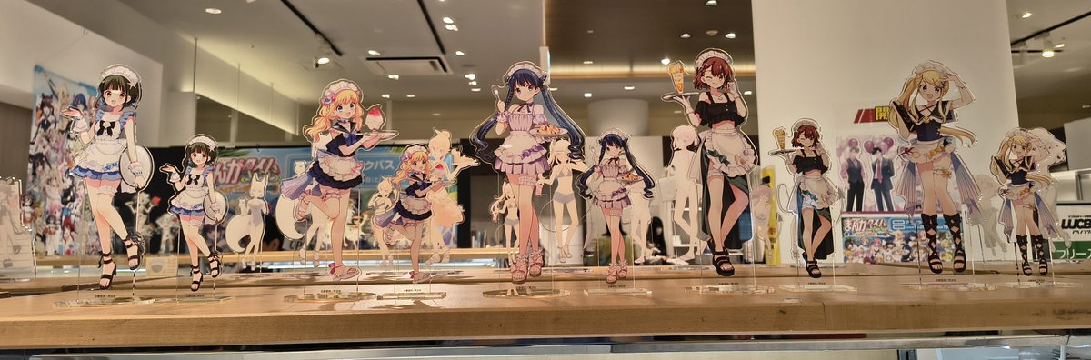 chocoranpan's tweet photo. アベノラクバスのきららサマーフェスティバル2026へ🌊🏖️
展示のアクスタがどの作品も最高すぎて📸
めぐねえ最高過ぎんか…👙
今週はついにきらら&amp;FUZストアもオープンするのでそちらも見に行きたいと思います🔥
#まんがタイムきらら #がっこうぐらし
#ぼっちざろっく https://t.co/dKjLciALyI