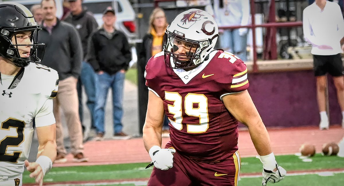 CobberSID's tweet photo. One streak ended, another one rolled on. Cobber football gave up its first points of the season but were still able to impose their presence on defense in a 31-9 win at Gustavus. The Black Shirts are 2nd in all of Division III in fewest points allowed. 

𝗥𝗘𝗖𝗔𝗣: https://t.co/ixiKEGrhaG