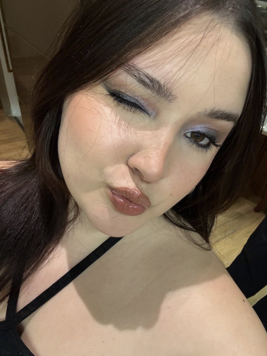 sergeanthv's tweet photo. quero beijar mulher hj https://t.co/tPhMP4f20N