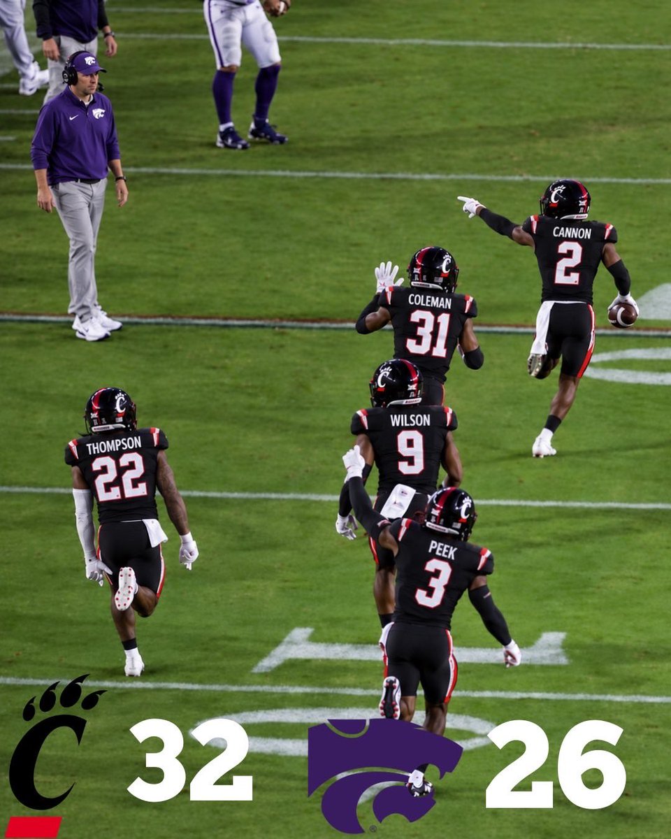 UCBarstool's tweet photo. AND JUST LIKE THAT YOUR BEARCATS ARE 4-0‼️ https://t.co/amyftpWCaf