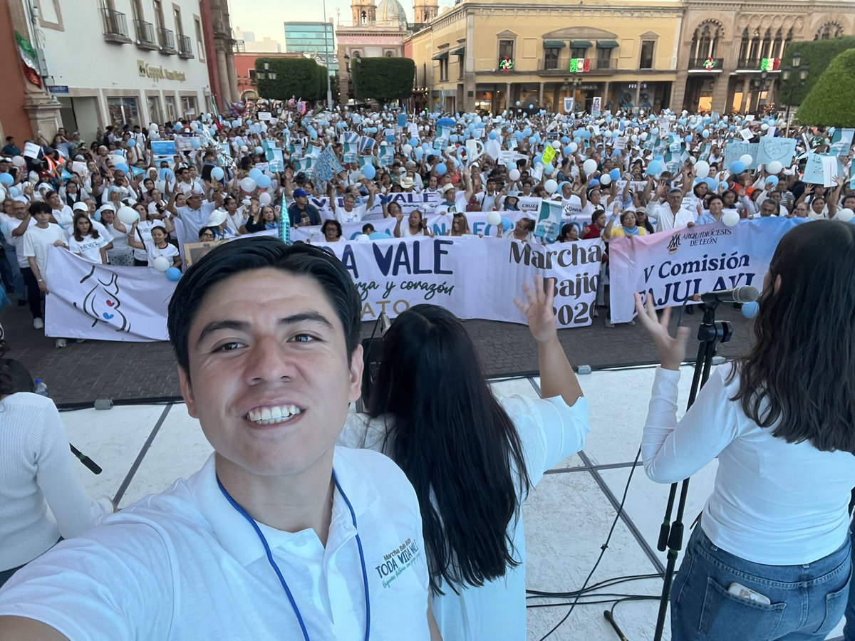 MarquitosMX_'s tweet photo. ¡¡LlENO TOTAL!!🔥
GUANAJUATO ES PROVIDA💙 https://t.co/qiI3CH57lt