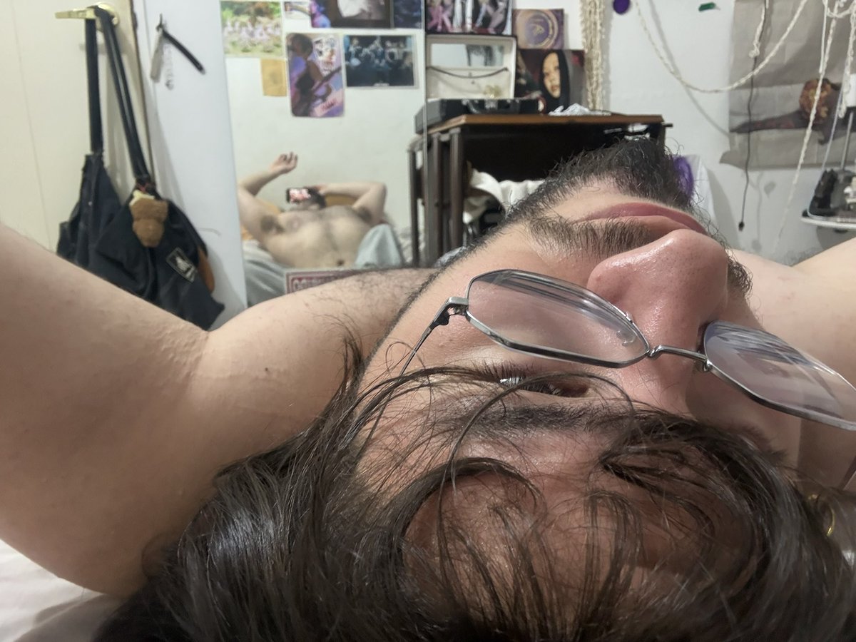 miresscene's tweet photo. I cut my hair https://t.co/rbs7wVZSWV