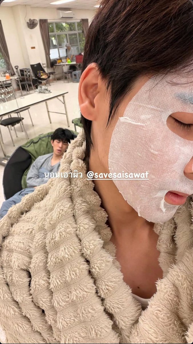 savesaiofc's tweet photo. (🎥) อัปเดต IGs ; ohmtpk  
[27.09.26]  

นอนเอาผิว

#savesaisawat #ohmtpk
#RoommateChaosQ8 https://t.co/3MsP9odwUP
