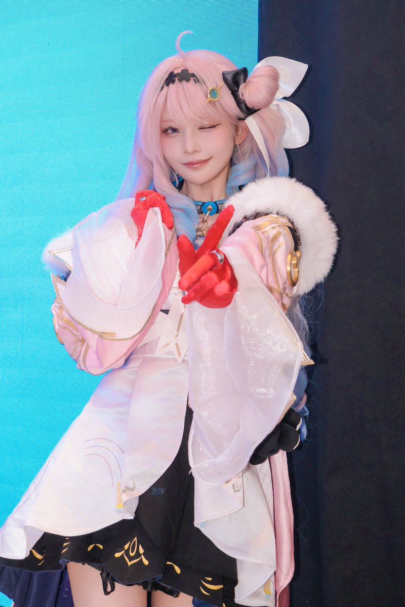 kame4o's tweet photo. 2026.09.26  鳴潮×GiGO
ダーニャ/やもはちこ(@yamo8cos )さん

ファンサ神ぃ😭

 #やもはちみつ漬け
 #GiGOで鳴潮キャッチ https://t.co/ho0QZWQ42K