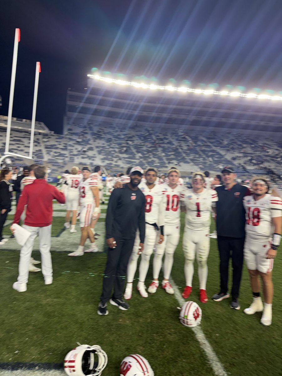 AdamsDeuce's tweet photo. HUGE! @BadgerFootball https://t.co/1aJbkrn5lT