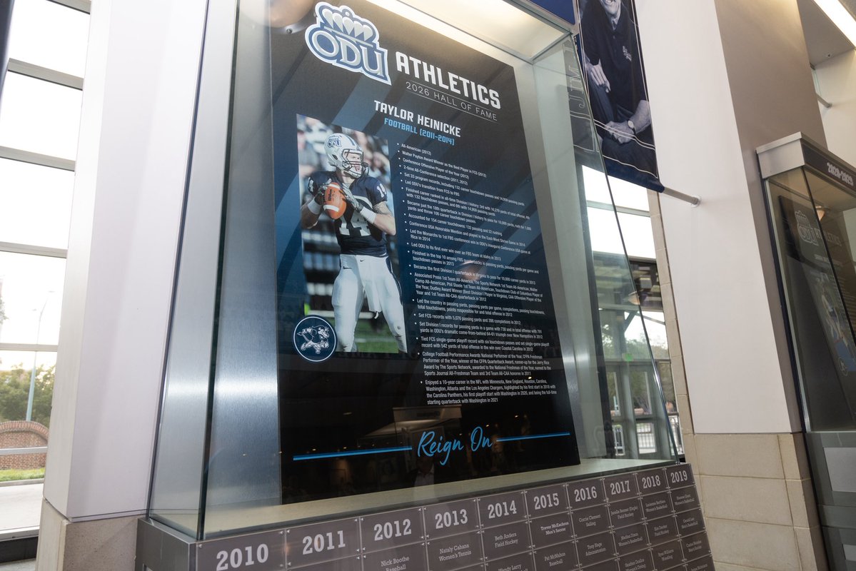 ODUFootball's tweet photo. Congratulations to Taylor Heinicke on his induction to the ODU Hall of Fame 🎉🏈

#ReignOn | #ALLIN https://t.co/GeMLQ4qb5h