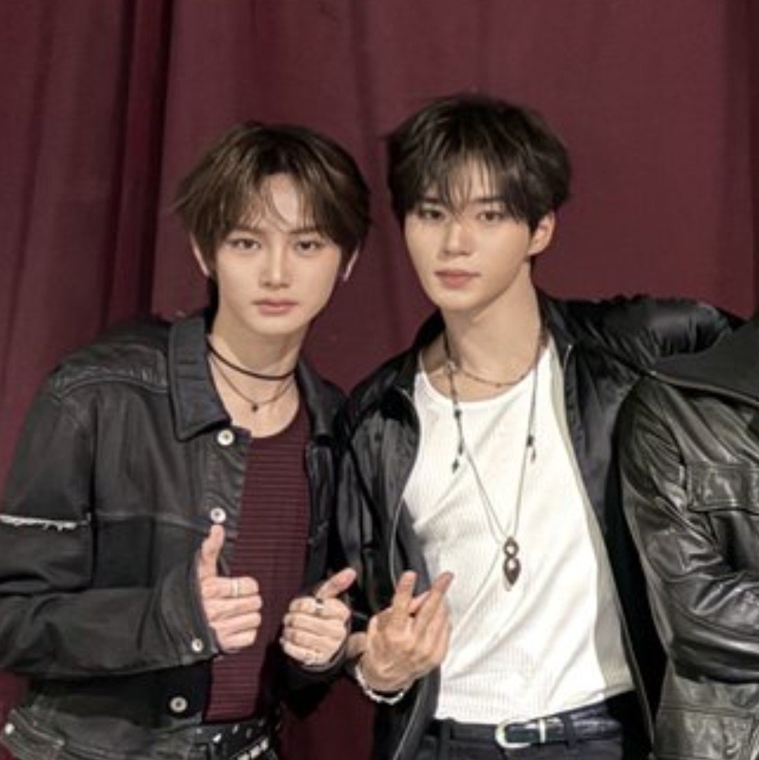 leeleoooel's tweet photo. anxin and junseo look so much alike now 😭 https://t.co/sGIZPlTTJY