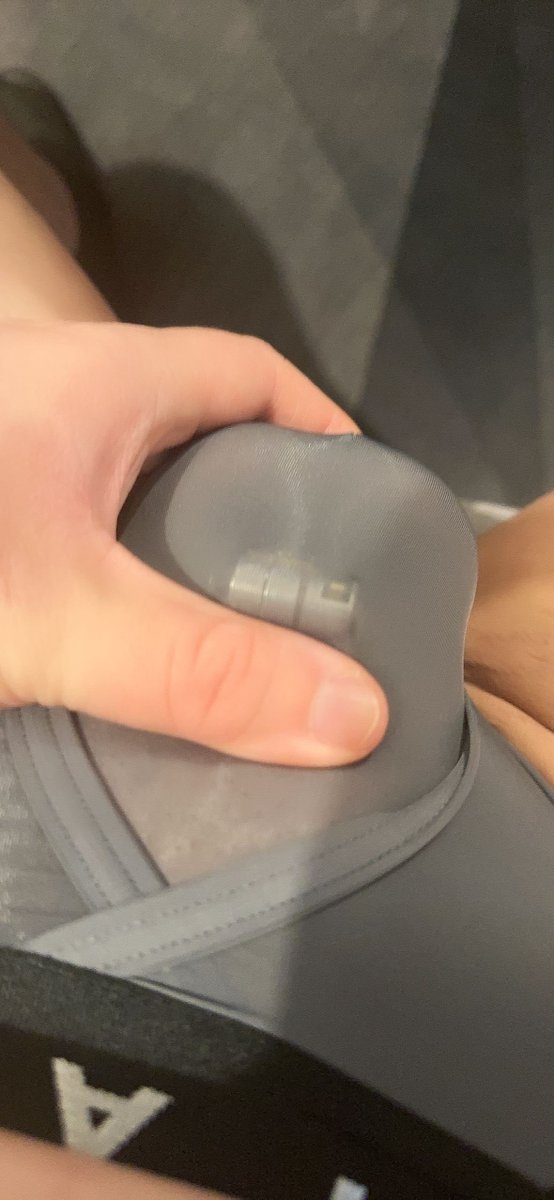lockedBear996's tweet photo. 平板锁日
#平板锁 #锁屌 #teamlocked #农牛 #精牛 #cb锁 #chastity #禁欲 #胖熊 #熊猴 https://t.co/EtBpqRjvzP