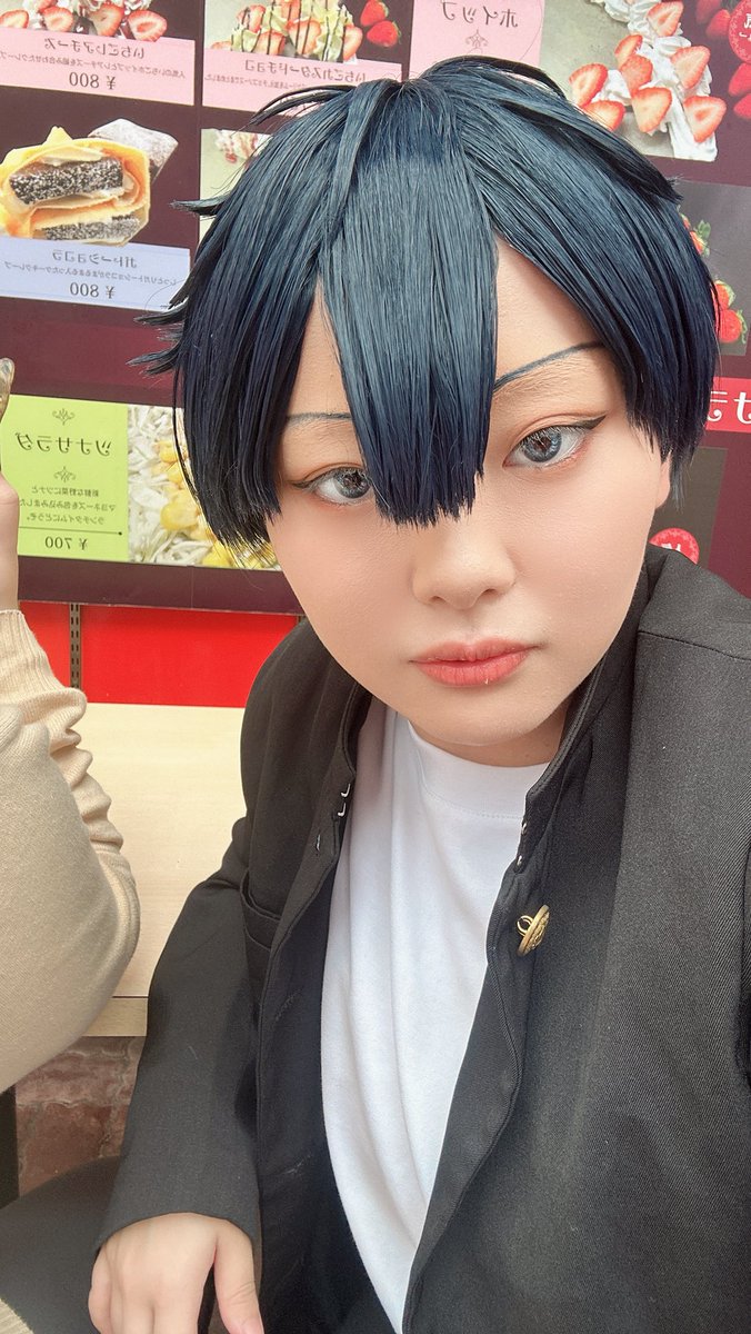 ebihurai20206's tweet photo. 今日もギヴンのりつまふで来てます！
#超コスチャinレオマ https://t.co/f45J0dGDg2