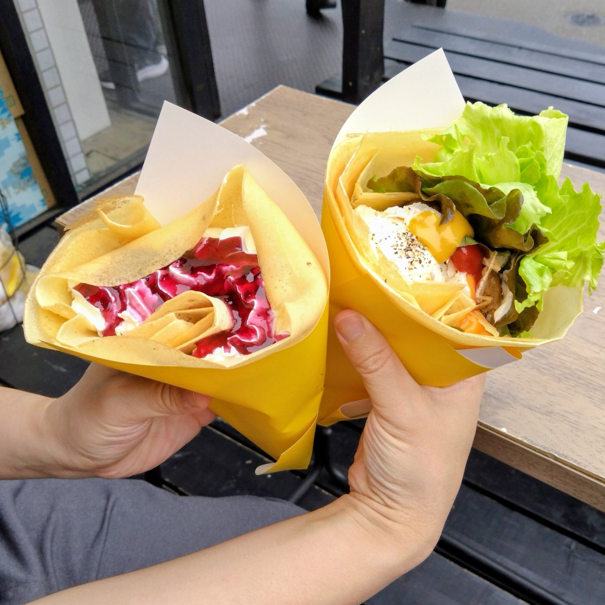 SOU_5f6527's tweet photo. 秋休み最後のお昼はクレープで😋 https://t.co/ZibTQdwHgf