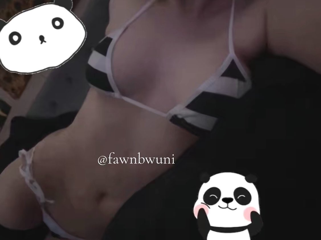 fawnbwuni's tweet photo. hehehee ;3 
#meow #seller #pawsocks #nsfw #nsfwtwtًً #sellingcontent #sugardaddy #egirl #panda https://t.co/GqrCejsHFV