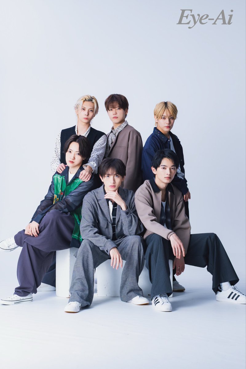 Eye_Ai_official's tweet photo. 【10/1発売 Eye-Ai10&11月合併号 表紙解禁】

表紙：
道枝駿佑(なにわ男子)

ジュニア　インタビュー大特集：
川﨑皇輝、内村颯太、元木湧、北川拓実、安嶋秀生、松尾龍

洋書なので国内在庫に限りがあるため、
ご予約はお早めに🔽

https://t.co/lzjW7drtgt

https://t.co/JYkGjjTZgf

https://t.co/ODPpZGvfNV
