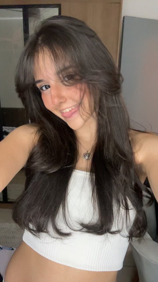 lovefixsouls's tweet photo. cortei o cabelo gostaro https://t.co/3YknKLW3GJ