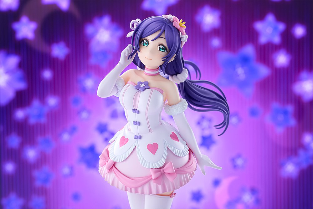 KDcolle_news's tweet photo. ＼⚠️予約締切まであと3日⚠️／
『ラブライブ！』僕たちはひとつの光衣装の東條 希 ノンスケールフィギュアがカドスト、あみあみ、ゲーマーズ限定で予約受付中！

飾りやすいサイズ、お手頃価格でクオリティに拘って再現！予約受付は9/30(水)まで！

https://t.co/HwOnwKall3

#KDcolle #lovelive https://t.co/p9LzU0am1w