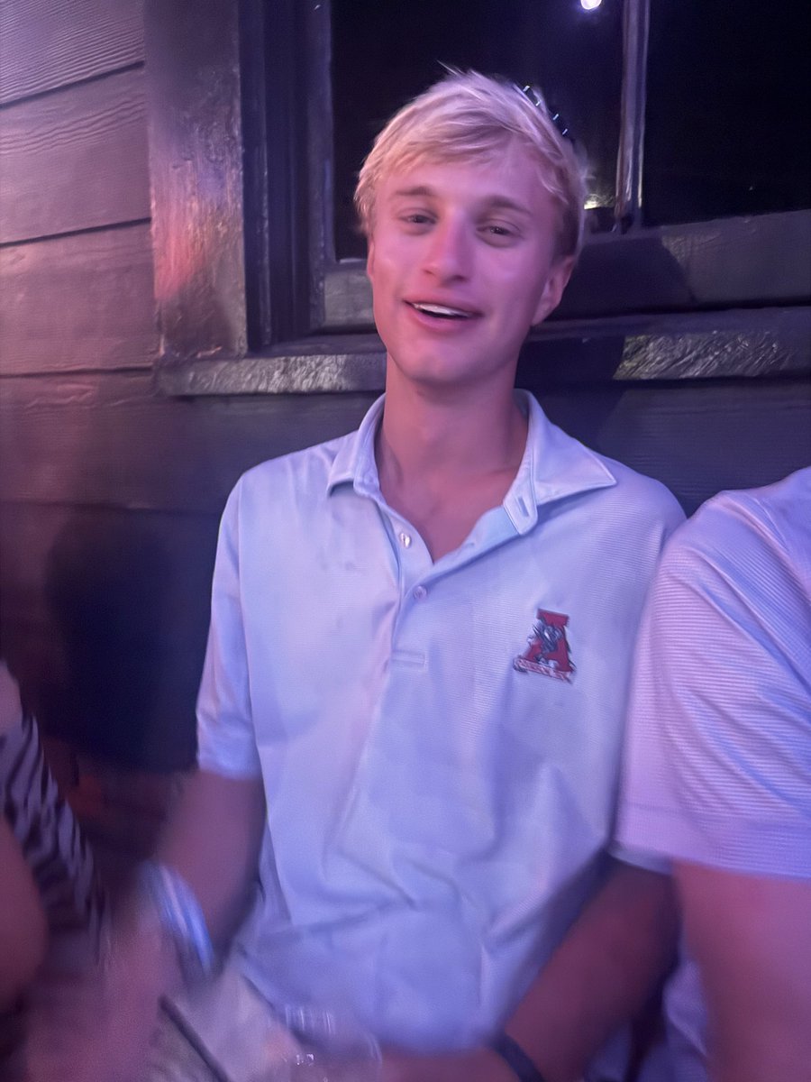 JohnBagWeatherm's tweet photo. Anyone know this guy??? #obliterate https://t.co/hQBKuQlxrL