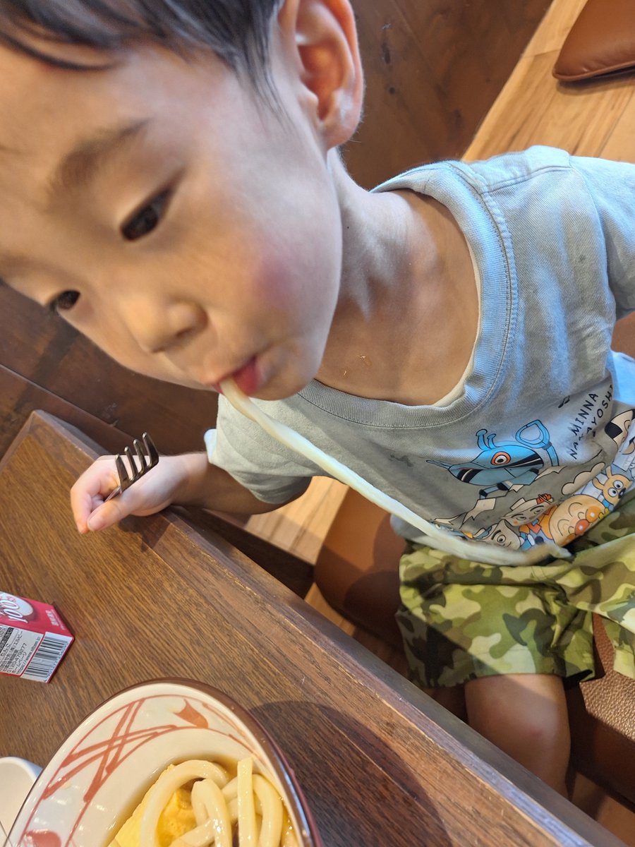 rookies040's tweet photo. 丸亀デビュー࿉🥢

子供連れへの配慮が神すぎてとても助かりました♡🙏 https://t.co/4ucgk6smcR