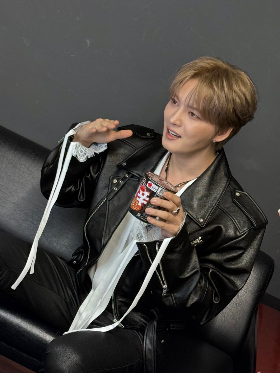 jaemorize126's tweet photo. [jj_1986_jj IG]

SAPPORO 또 만나 
Bye Bye✨
https://t.co/D9C4p2kUTd

#김재중 #JAEJOONG  #ジェジュン #金在中 https://t.co/drqTbg6Nfb
