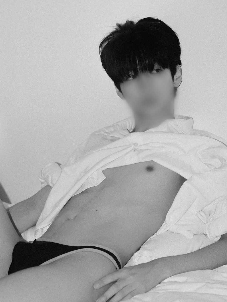 owoing13579's tweet photo. 인스타 / 트위터 https://t.co/ajOsbINugO