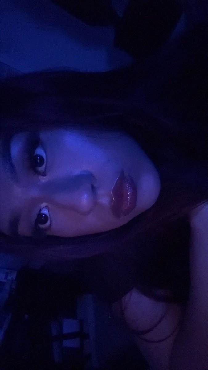 xooxangell's tweet photo. make me see colors I haven’t seen for awhile ♡

𐔌. ୨ৎ ࿐ ❥ . ☆ ₊ ⊹ https://t.co/IcMdYg2dhK