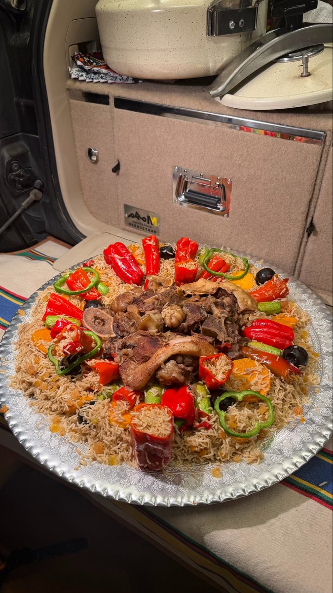 Bader7amad1's tweet photo. أول تغريدة نعطيكم تغذية بصرية 🌡️🌶️ https://t.co/6Wjbwp7kP3